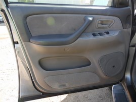 2007 Toyota Sequoia SR5 Silver 4.7L AT 4WD